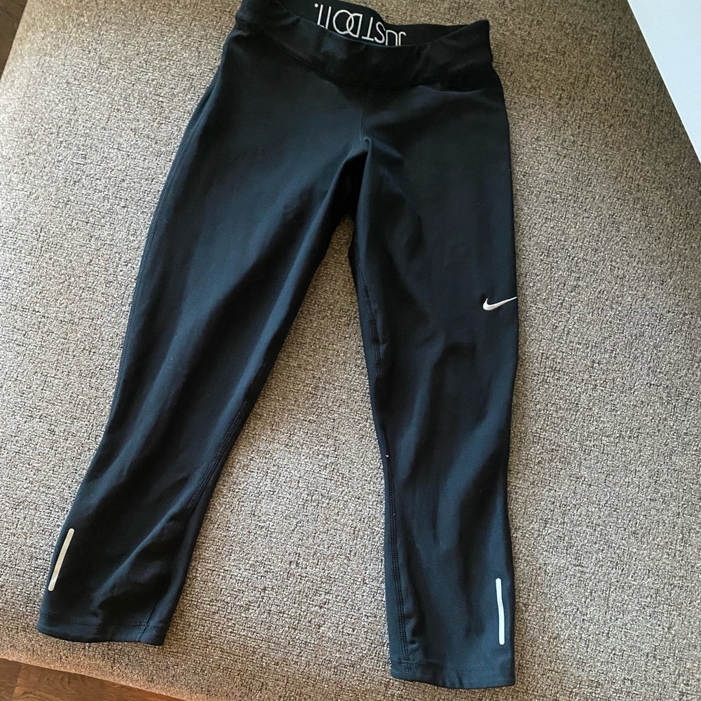 Nike Cropped Leggings